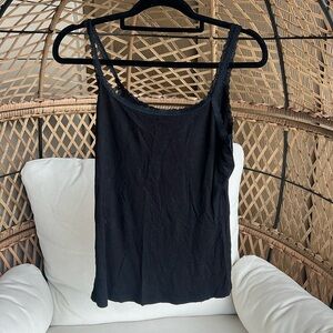 Forever 21 tank, size medium. In great condition, cute lace straps!